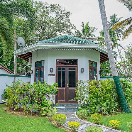 Helis Place Unawatuna Extérieur photo