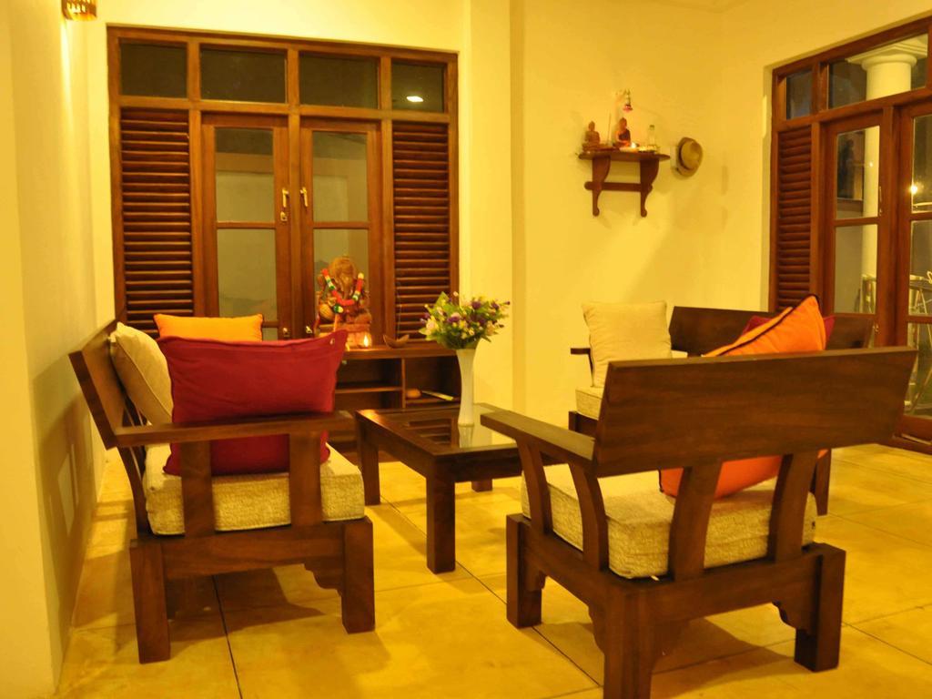 Helis Place Unawatuna Extérieur photo