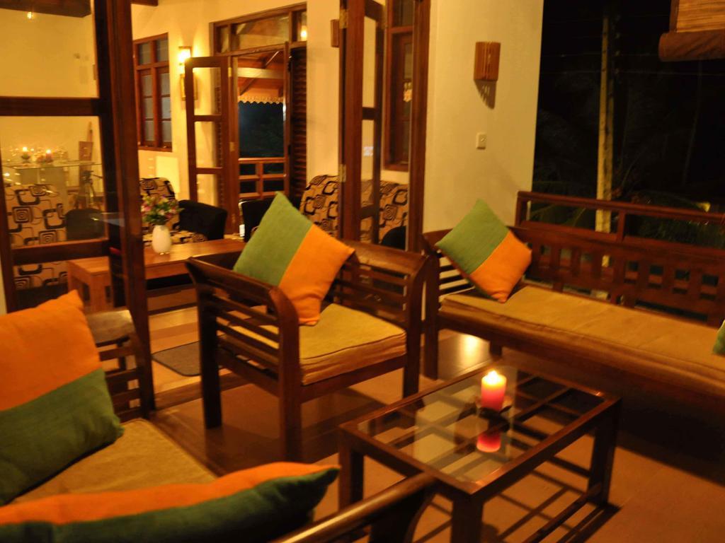 Helis Place Unawatuna Extérieur photo
