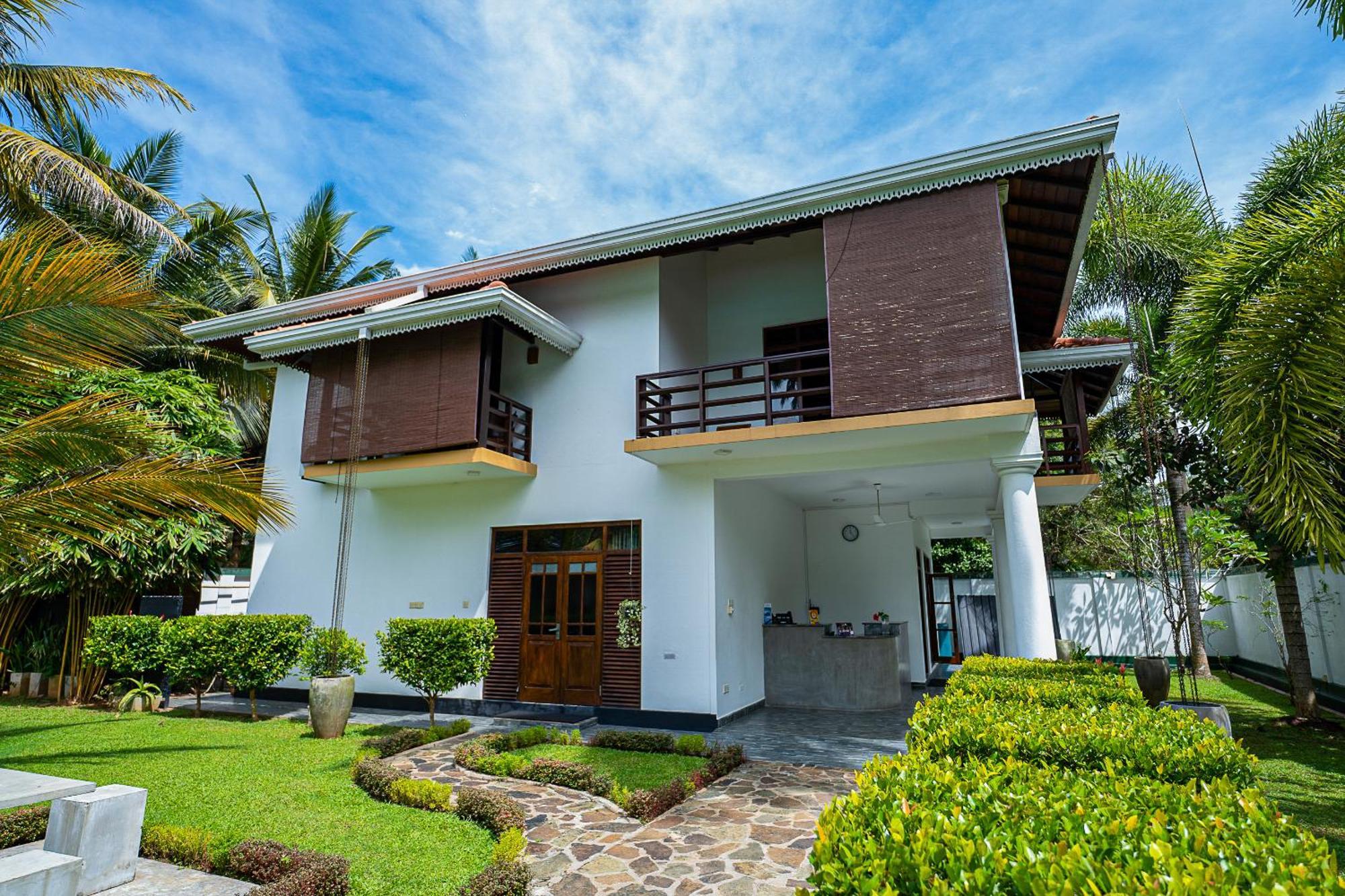 Helis Place Unawatuna Extérieur photo