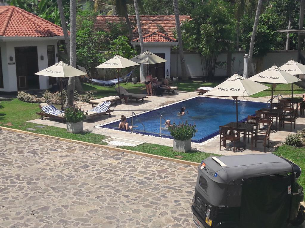 Helis Place Unawatuna Extérieur photo