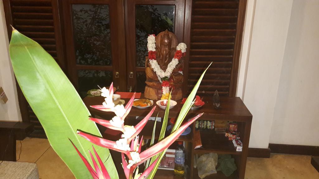 Helis Place Unawatuna Extérieur photo