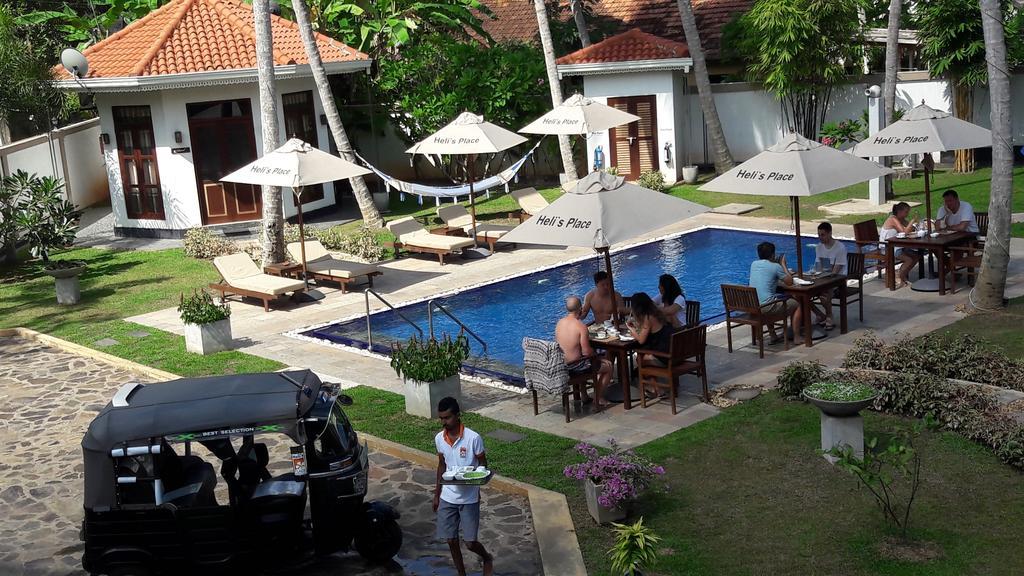 Helis Place Unawatuna Extérieur photo