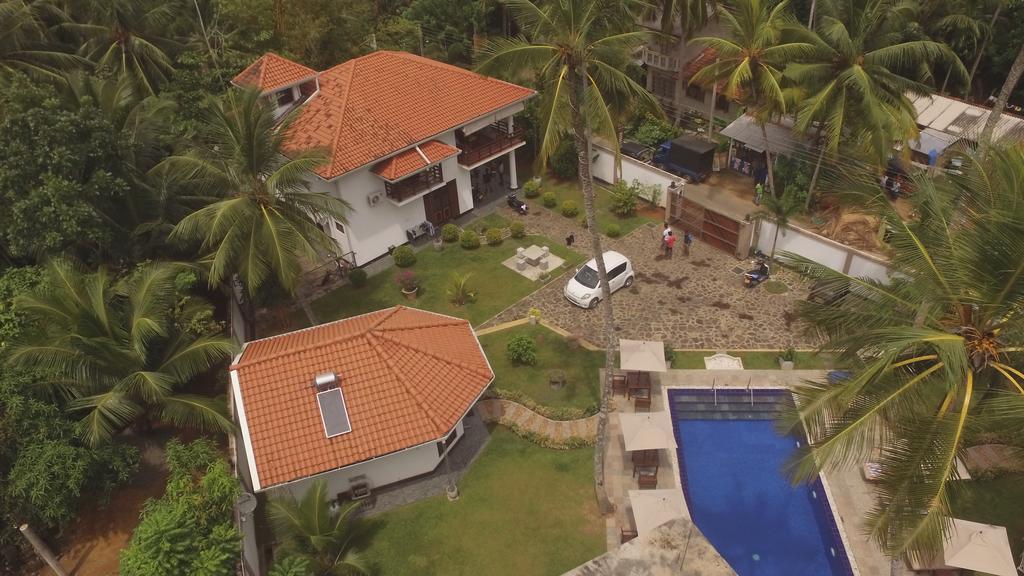 Helis Place Unawatuna Extérieur photo